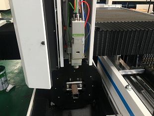 Оптоволоконная установка лазерного раскроя модель L3